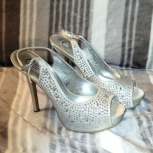 Candie's Catiara Rhinestone Heels - Silver, Size 6m